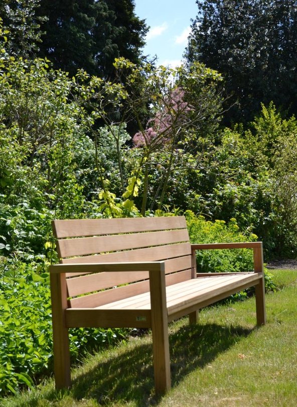 Maxima-bench-Traditional-Teak-753x1030.jpg
