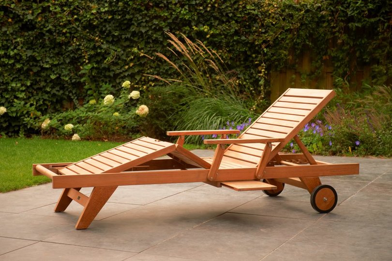 Leah-lounger-traditional-teak-7.jpg