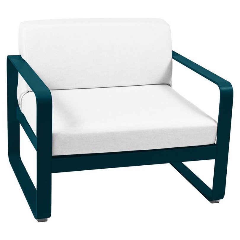 fermob bellevie lounge-stoel kussens off-white aluminium acapulco blauw.jpg