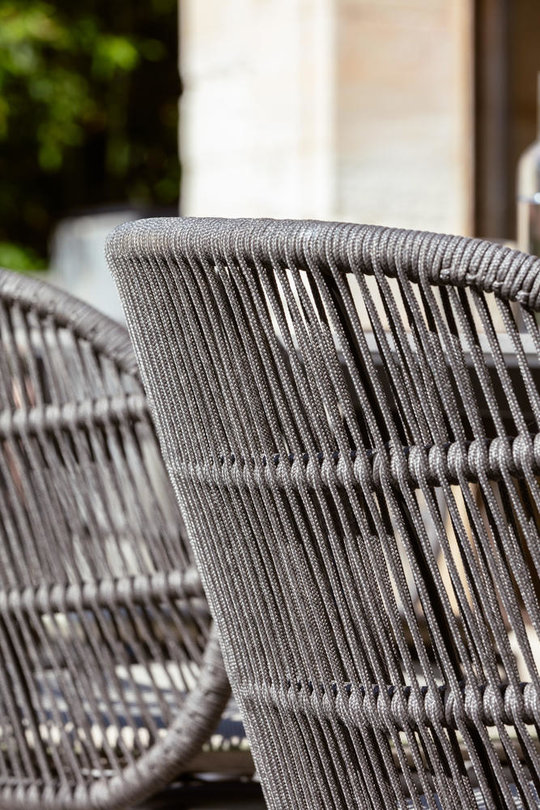 VincentSheppard_KodoDiningChairDetail_XL_HR.jpg