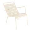  Fermob PNG 1100x1100px RVB-LUXEMBOURG_ACIER_FAUTEUIL_BAS_BEIGE_LATTE_SKU_4124E8.jpg
