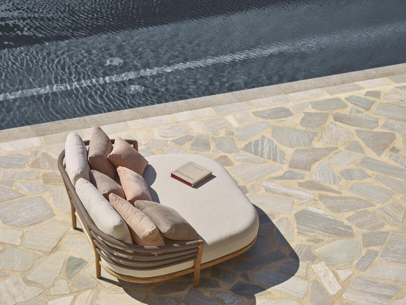 Royal BotaniaARCHY LOUNGE (3).jpg