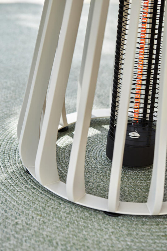 Royal Botania FURNIZ TABLE.jpg