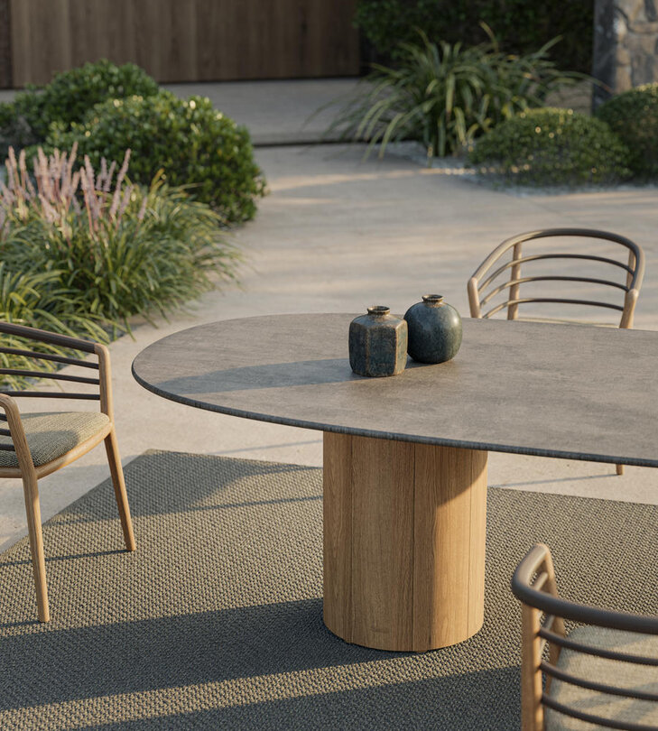 Royal Botania REGALIZ TABLE - ARCHY DINING CHAIR (2).jpg