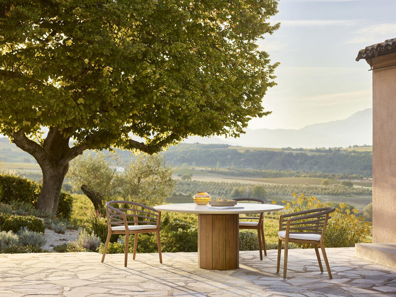 Royal Botania REGALIZ DINING TABLE - ARCHY DINING CHAIR.jpg