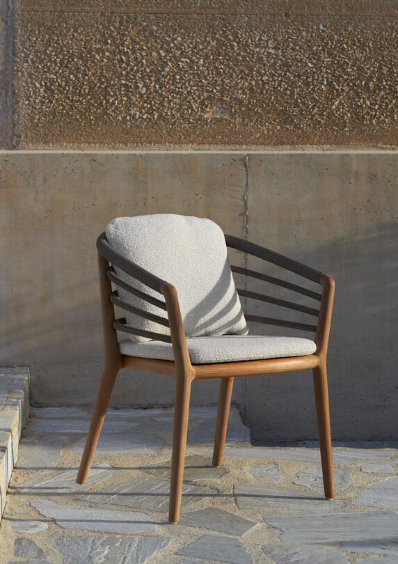 Royal Botania ARCHY DINING CHAIR (8).jpg