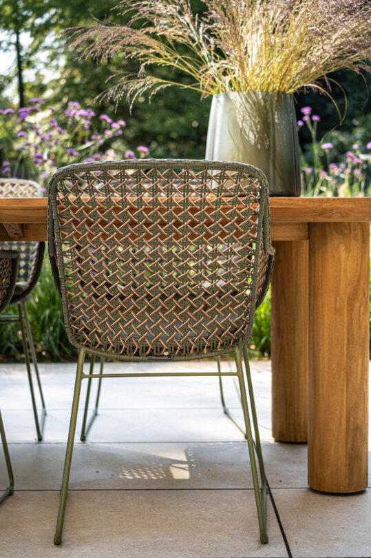 th_2025 M&L teak Tirrena table - galvanised steel fibre Alessio chair moss brique-linen  (detail 5).jpg