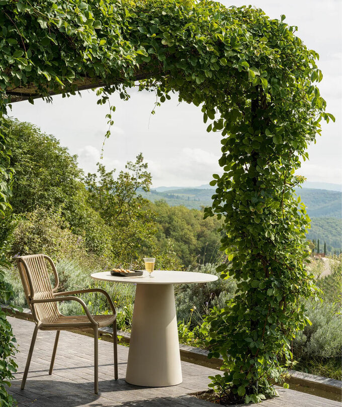 vincent sheppard inline_large__vincent-sheppard-sandro-bistro-table-ceramic-portland-ribbon-dining-chair-taupe-sand-bewerkthr.jpg