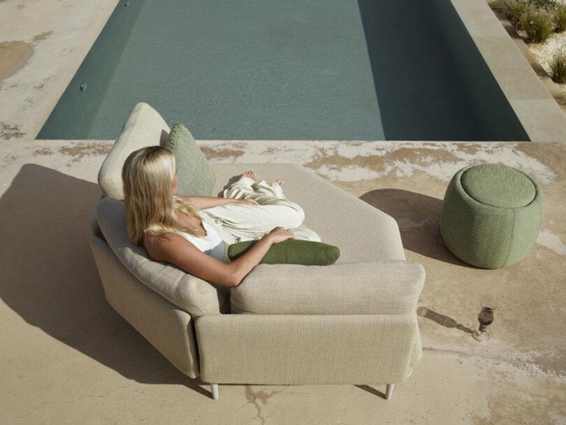 th_STYLETTO LOUNGE TWIN SEAT - TONO 70 POUF.jpg